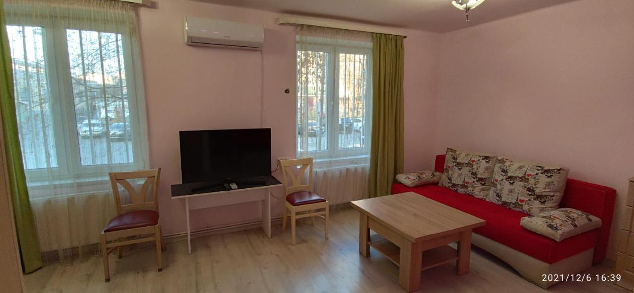Kilikia Guest House เยเรวาน ภายนอก รูปภาพ
